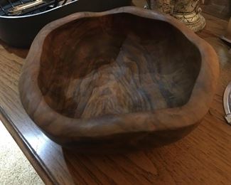 Wooden bowl made in Spain by Dan Karner