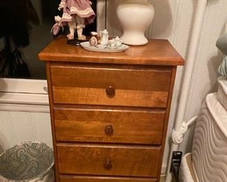 4 drawer bedside chest