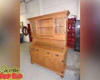 Beautiful Ethan Allen 2Piece Hutch