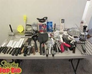 Huge Utensil Lot