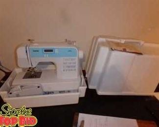 Brother Portable Light Weight Sewing Machine, Like New. Appears to have never been used