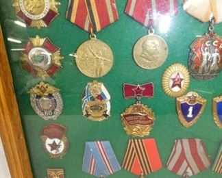 VIEW 2 LEFTSIDE MILITARY MEDALS 