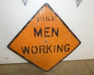 30X30 MEN WORKING STREET SIGN 