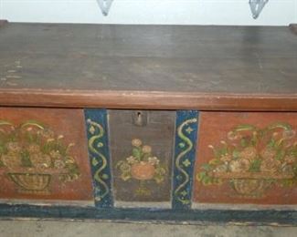 40IN 1800'S DECORATED BLANKET CHEST 