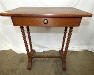 1800'S WALNUT JENNY LEAN TABLE W/ DRAWER