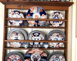 imari dish display