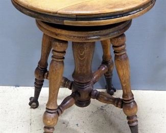 Racine Stool Mfg Co. Piano Stool