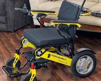 Forcemech Navigator XL Portable Electric Wheelchair 37x25x35in HxWxD