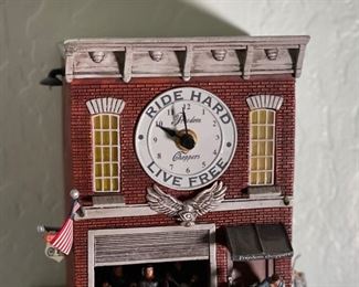 Bradford Exchange Freedom Choppers Motorcycle Garage Cuckoo Clock 16x8x7in HxWxD
