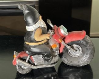Toscano Biker Gnome Resin Statue 11x13x5in HxWxD