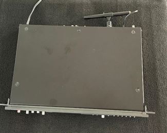 Crown FM Three 3 Vintage AM/FM Stereo Tuner FM3 BLACK 2x9x12.5in HxWxD