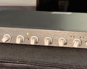 Crown Vintage SL-2 Stereo Preamplifier Preamp Straight Line Two 2x19x14in HxWxD