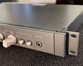 Crown Vintage SL-2 Stereo Preamplifier Preamp Straight Line Two 2x19x14in HxWxD