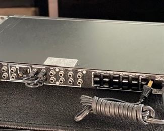 Crown Vintage SL-2 Stereo Preamplifier Preamp Straight Line Two 2x19x14in HxWxD