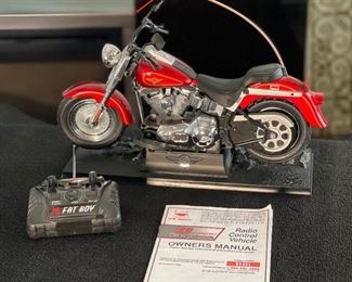 Harley Davidson Remote Control Bike Fat Boy 6v 9x16x6in HxWxD