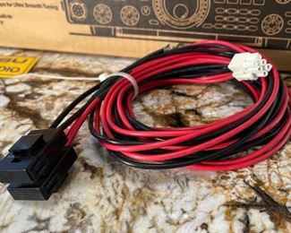 YAESU FT-847 Satellite Transceiver Ham Radio in Box Unit: 3.5x10.75x13in <BR>Box: 8x15x18in HxWxD