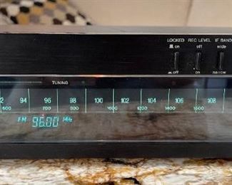 Sanyo Plus T35 Hi Fi AM/FM Tuner 3.75x19x13in HxWxD