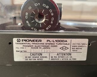 AS-IS Pioneer PL-L1000a Vintage Turntable 6x19x18in HxWxD