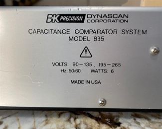 BK Precision 835 Capacitance Comparator System 5x13x10.5in HxWxD