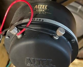 Altec Lansing Valencia 846a Speakers 806A 416-16z VOTT 30x27.5x20.5in HxWxD