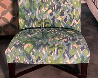 Contemporary Green/blue/white Side Chair 31x27x28in HxWxD