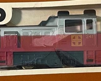 Tyco HO 241 Locomotive Switcher Santa Fe Box: 7.5in Long
