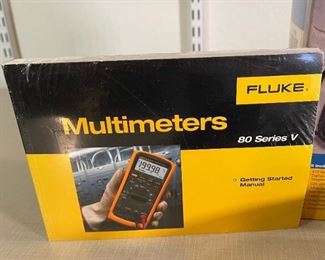 Fluke 80 Series V Multimeter 87V/E2 Combo Kit