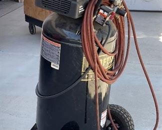 Craftsman 25 GAL 1.6hp Air Compressor919.167783