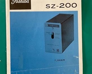 Toshiba SZ-200 Phono Cartridge EQ Equalizer Box: 5x5x9in