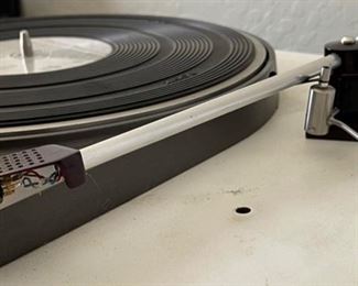 Sony 2250 Vintage Turntable TTS-2250 5x23x18in HxWxD