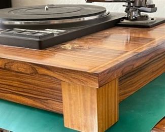 TEAC TN-400 Vintage Turntable AS-IS 4x22x20in HxWxD