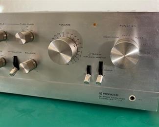 Pioneer SA-9500 6.5x6.75x16in HxWxD