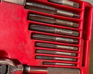 Snap-On Blue-Point TD-2425 Tap & Die Set
