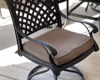 Outdoor Patio Table & 4 Swivel Chairs Cast Aluminum	30 x 39.5 x 59	HxWxD

