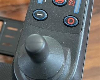 Forcemech Navigator XL Portable Electric Wheelchair	37x25x35in	HxWxD
