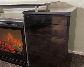 Dimplex Marana Media Console Electric Fireplace SGFP-500-B	33x76x23in	HxWxD
