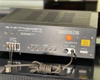 SAE Mark VIII FM Digital Tuner Vintage Mk 8	6x19x12.25in	HxWxD

