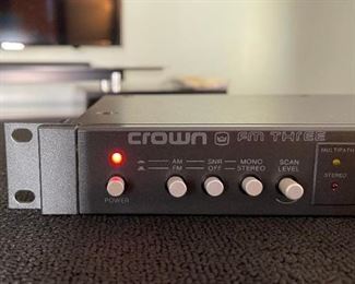 Crown FM Three 3 Vintage AM/FM Stereo Tuner FM3 BLACK	2x9x12.5in	HxWxD
