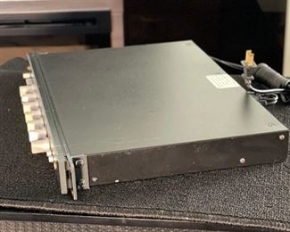 Crown Vintage SL-2 Stereo Preamplifier Preamp Straight Line Two	2x19x14in	HxWxD
