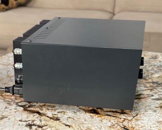 Astron VS-35m DC Linear Power Supply Ham Radio	5.75x11.25x11in	HxWxD
