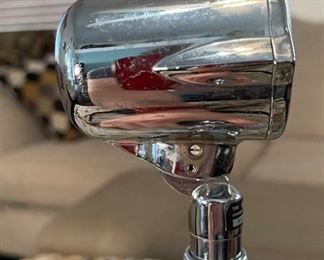 Astatic Silver Eagle Desk Mic Microphone 10-DA T-UG9	13in H x 6in Diameter	
