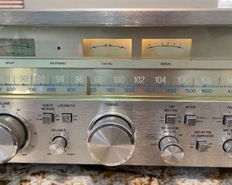 AS-IS Sansui G-6000 Vintage Stereo Receiver G6000 DC Power	7.25x20x16.35in	HxWxD
