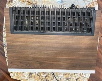 AS-IS Sansui G-6000 Vintage Stereo Receiver G6000 DC Power	7.25x20x16.35in	HxWxD
