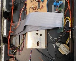 Magnum Dynalab FT-101 FM Tuner Hi Fi	4x19x12in	HxWxD
