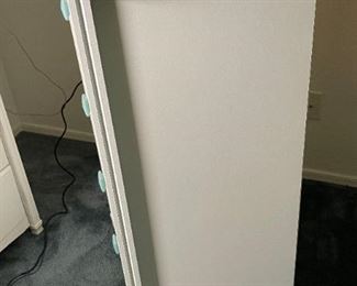 #1 4-Drawer White Slender Dresser Turquoise Handle	41x30x17.5in	HxWxD
