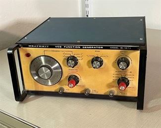 Heathkit IG-1273 Function Generator		
