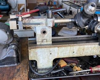 MicroLux True-Inch 7x16 Variable Speed Lathe	14x32x9in	HxWxD
