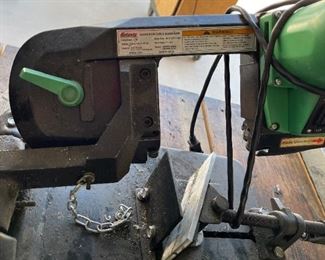 Grizzly G8692 Portable  Bandsaw	19x22x11in	HxWxD
