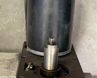 Generies 750w Mill Drill Head		
