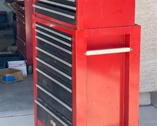 Craftsman Commercial 2-Piece Tool Chest	59x34x19in	HxWxD
